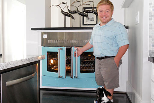 Bill Klein of TLC’s “The Little Couple” with his 36” BlueStar Wall Oven