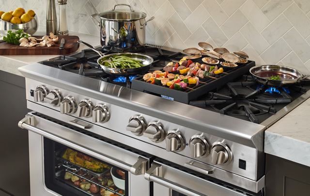 The Interchangeable Griddle on the BlueStar Platinum Series