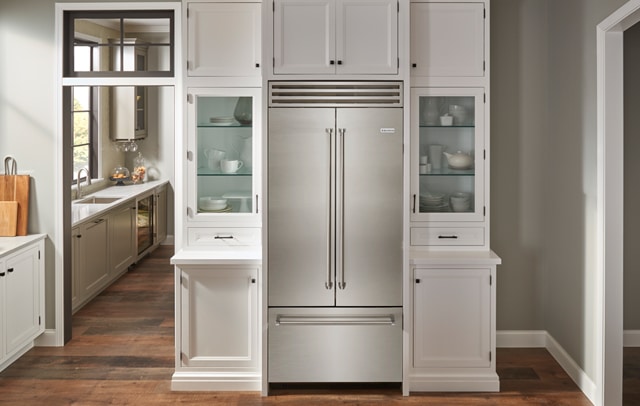 36-inch Built-In Refrigerator with French Doors from BlueStar